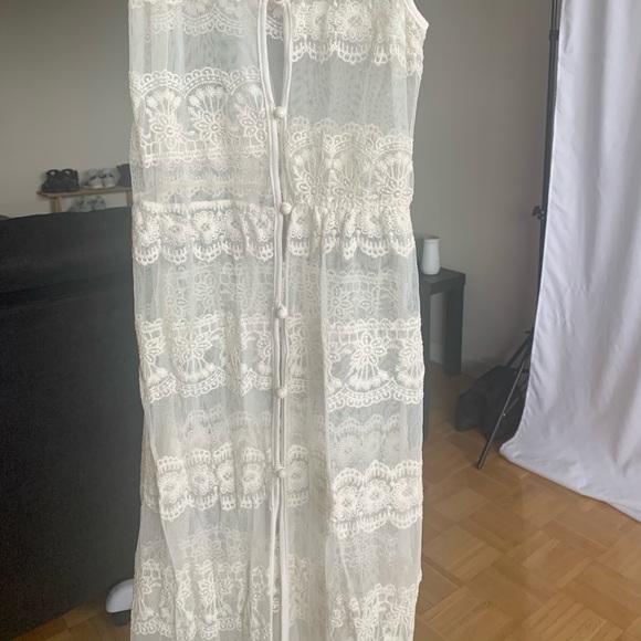 Mesh embroidered cover up - Picture 5 of 8